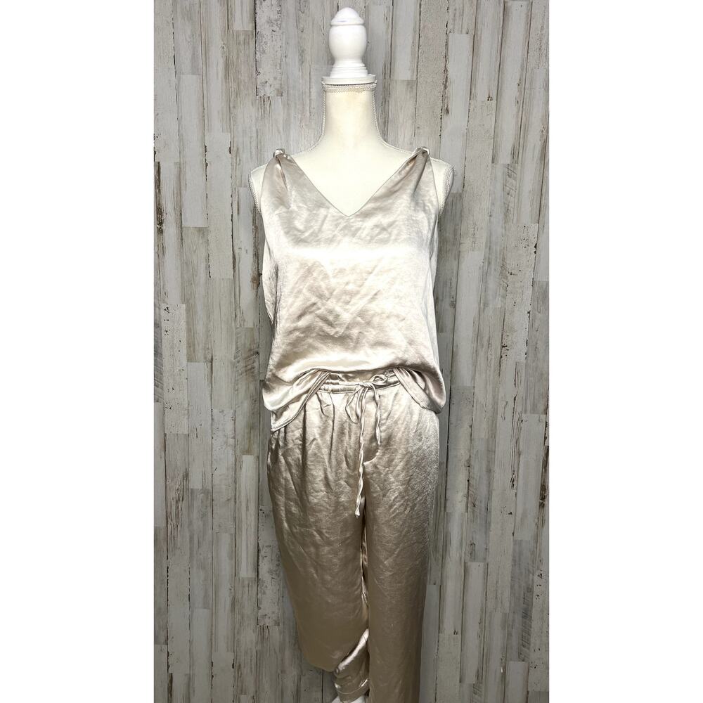 Skies Are Blue‎ Women's Beige Satin Cami Lounge Set Size Small Sleeveless V-Neck